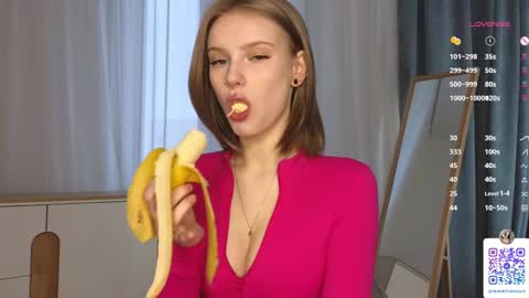Snapshot of odeliabrownell chatting on 7, 2, 2025 Agata online show from 7, 2, 2025