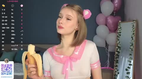 Snapshot of odeliabrownell chatting on 15, 2, 2025 Agata online show from 15, 2, 2025