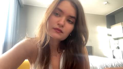 Snapshot of odeliadaidone chatting on 19, 10, 2025 Noelle online show from 19, 10, 2025
