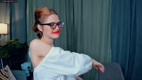 Snapshot of odettechurchwell chatting on 17, 9, 2025 Eli online show from 17, 9, 2025