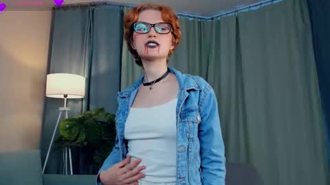 Snapshot of odettechurchwell chatting on 18, 9, 2025 Eli online show from 18, 9, 2025