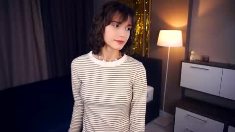 Snapshot of odettehatt chatting on 26, 2, 2025 Thea online show from 26, 2, 2025