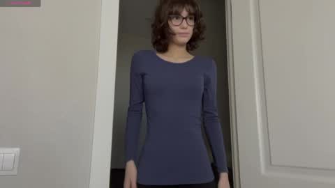 Thea online show from 27, 3, 2026