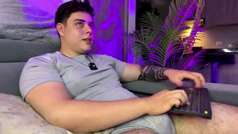 Snapshot of odin_blake chatting on 15, 11, 2025 ODIN online show from 15, 11, 2025