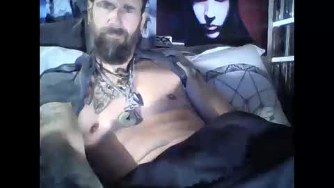 Snapshot of oedipe666 chatting on 12, 12, 2024 oedipe666cam online show from 12, 12, 2024