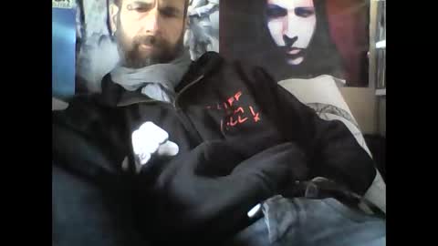 Snapshot of oedipe666 chatting on 3, 1, 2025 oedipe666cam online show from 3, 1, 2025