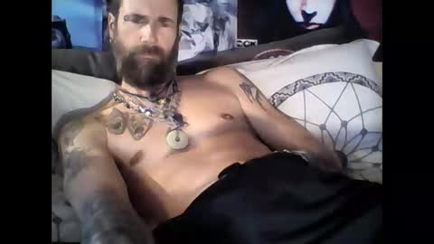 Snapshot of oedipe666 chatting on 23, 1, 2025 oedipe666cam online show from 23, 1, 2025