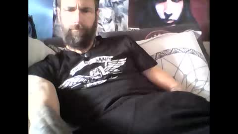 Snapshot of oedipe666 chatting on 17, 2, 2025 oedipe666cam online show from 17, 2, 2025