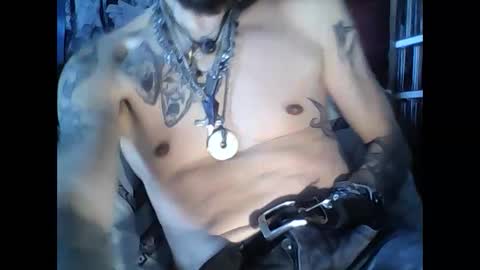 Snapshot of oedipe666 chatting on 21, 2, 2025 oedipe666cam online show from 21, 2, 2025