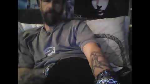 Snapshot of oedipe666 chatting on 17, 11, 2025 oedipe666cam online show from 17, 11, 2025