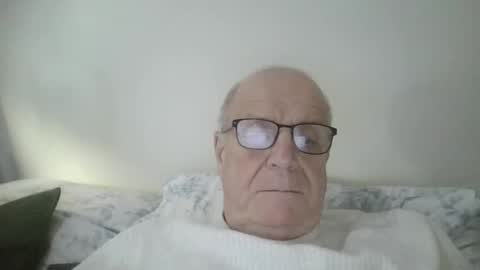 Snapshot of oggi95 chatting on 13, 2, 2025 oggi95 online show from 13, 2, 2025