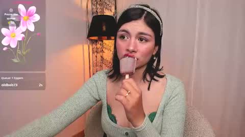  Holly  online show from 8, 10, 2025