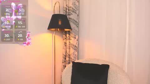  Holly  online show from 20, 12, 2025