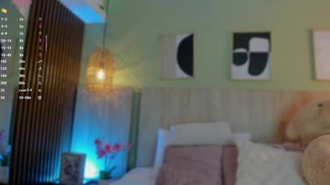 Holly online show from 11, 5, 2026
