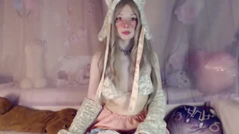 Snapshot of oh_pichuu chatting on 23, 10, 2025 Milly online show from 23, 10, 2025