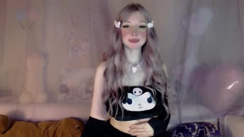 Snapshot of oh_pichuu chatting on 27, 10, 2025 Milly online show from 27, 10, 2025