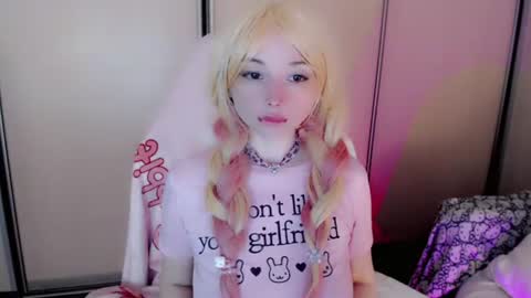 Snapshot of oh_pichuu chatting on 20, 6, 2026 Milly online show from 20, 6, 2026