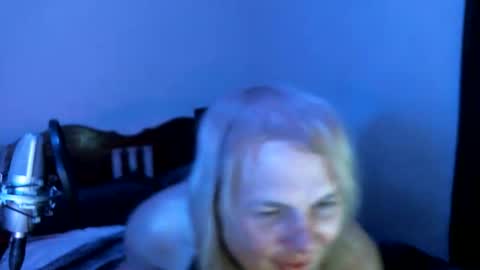 Snapshot of ohellesbells chatting on 6, 6, 2026 ohellesbells online show from 6, 6, 2026