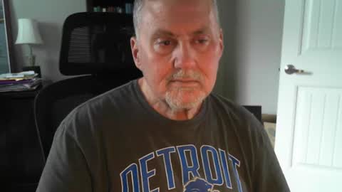 Snapshot of ohfukitsbob chatting on 13, 7, 2026 ohfukitsbob online show from 13, 7, 2026