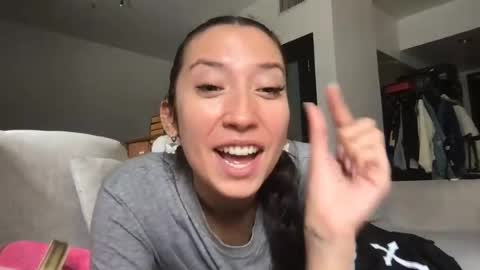 Snapshot of ohmillieevanillie chatting on 29, 6, 2026 ohmillieevanillie online show from 29, 6, 2026
