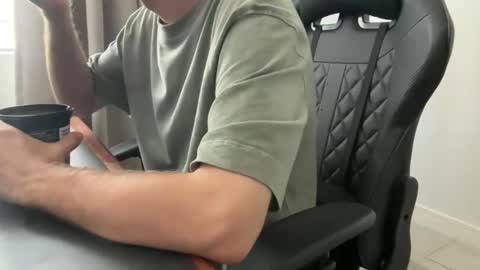 Snapshot of ohmymichael chatting on 15, 2, 2026 ohmymichael online show from 15, 2, 2026