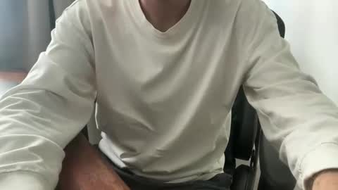 Snapshot of ohmymichael chatting on 13, 4, 2026 ohmymichael online show from 13, 4, 2026