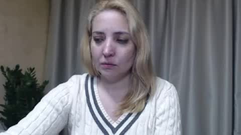 Snapshot of ohsweetmari chatting on 22, 4, 2026 Mari online show from 22, 4, 2026