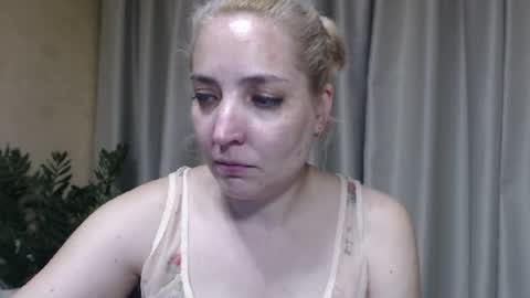 Snapshot of ohsweetmari chatting on 24, 6, 2026 Mari online show from 24, 6, 2026