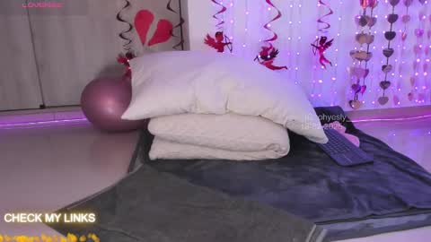Snapshot of ohyesly_ chatting on 18, 2, 2025 ohyesly_ online show from 18, 2, 2025
