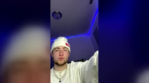 W online show from 4, 2, 2026