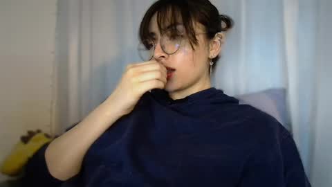 Snapshot of okanne chatting on 12, 2, 2025 Skylar online show from 12, 2, 2025