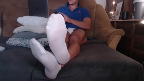 Snapshot of okayletschill chatting on 16, 11, 2025 okayletschill online show from 16, 11, 2025