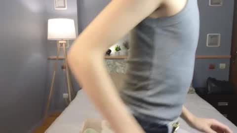 Snapshot of okerriella chatting on 20, 9, 2025 Ami online show from 20, 9, 2025