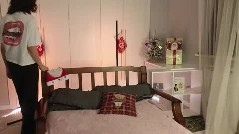 Snapshot of okerriella chatting on 20, 12, 2025 Ami online show from 20, 12, 2025