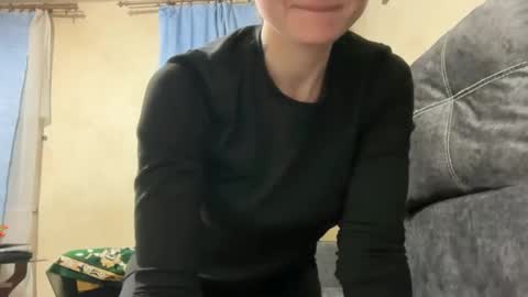 Oktavia7777 online show from 4, 3, 2026