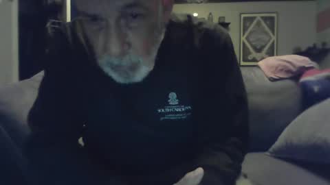 Snapshot of old_bald63 chatting on 10, 11, 2025 old_bald63 online show from 10, 11, 2025