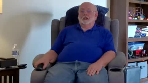 Snapshot of old_guy111 chatting on 19, 6, 2026 old_guy111 online show from 19, 6, 2026