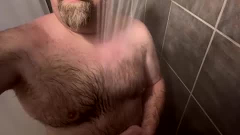 Snapshot of oldbones2 chatting on 16, 11, 2025 oldbones2 online show from 16, 11, 2025