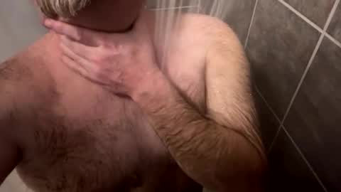 Snapshot of oldbones2 chatting on 8, 3, 2026 oldbones2 online show from 8, 3, 2026