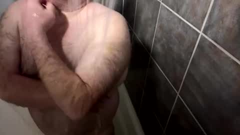 Snapshot of oldbones2 chatting on 6, 4, 2026 oldbones2 online show from 6, 4, 2026