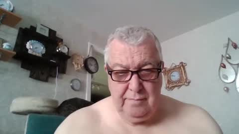 Snapshot of oldcock65uk chatting on 30, 3, 2026 Fergus online show from 30, 3, 2026