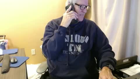 Snapshot of olderandwiser chatting on 16, 12, 2024 Older and Wiser online show from 16, 12, 2024