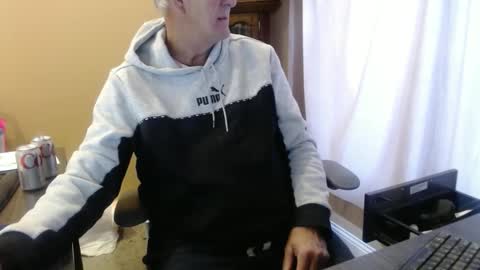 Snapshot of olderandwiser chatting on 16, 1, 2025 Older and Wiser online show from 16, 1, 2025