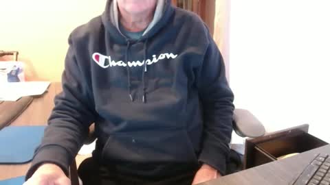 Snapshot of olderandwiser chatting on 23, 1, 2025 Older and Wiser online show from 23, 1, 2025