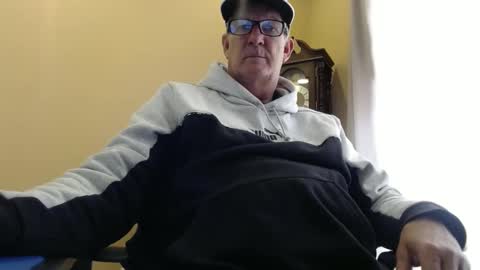 Snapshot of olderandwiser chatting on 29, 1, 2025 Older and Wiser online show from 29, 1, 2025