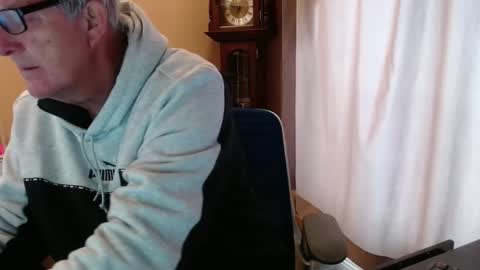 Snapshot of olderandwiser chatting on 30, 1, 2025 Older and Wiser online show from 30, 1, 2025