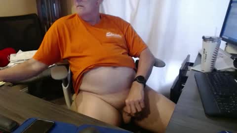 Snapshot of olderandwiser chatting on 20, 5, 2026 Older and Wiser online show from 20, 5, 2026