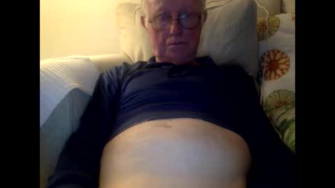 olderthandirt69 online show from 21, 1, 2025