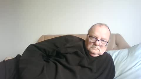 oldfkr69 online show from 11, 3, 2025