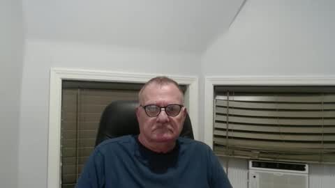 Snapshot of oldguybigd chatting on 15, 9, 2025 oldguybigd online show from 15, 9, 2025